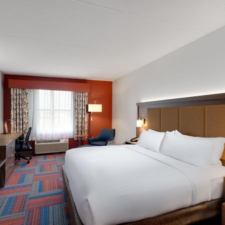 Holiday Inn Express Cambridge By Ihg Exterior foto