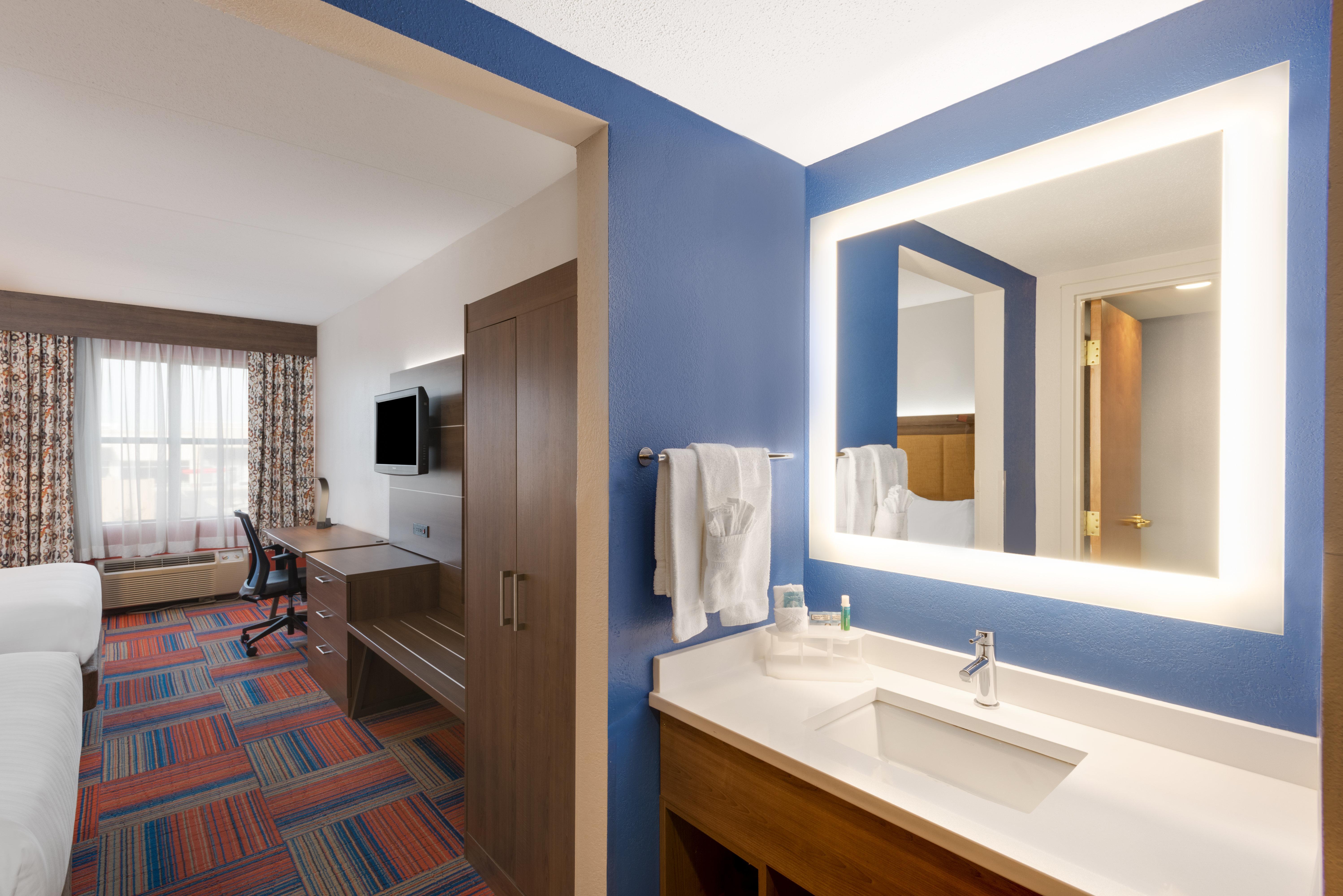 Holiday Inn Express Cambridge By Ihg Exterior foto