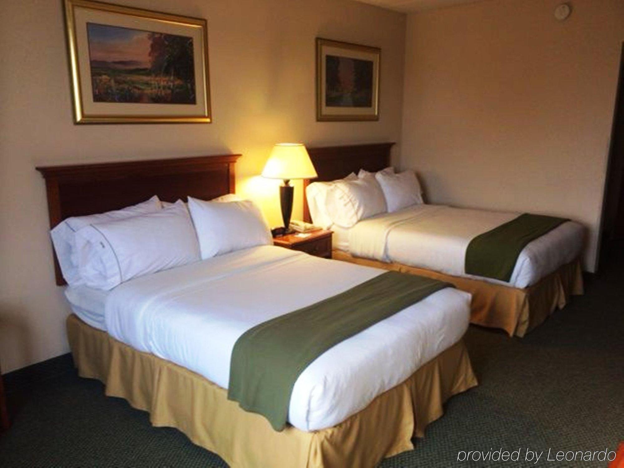 Holiday Inn Express Cambridge By Ihg Exterior foto
