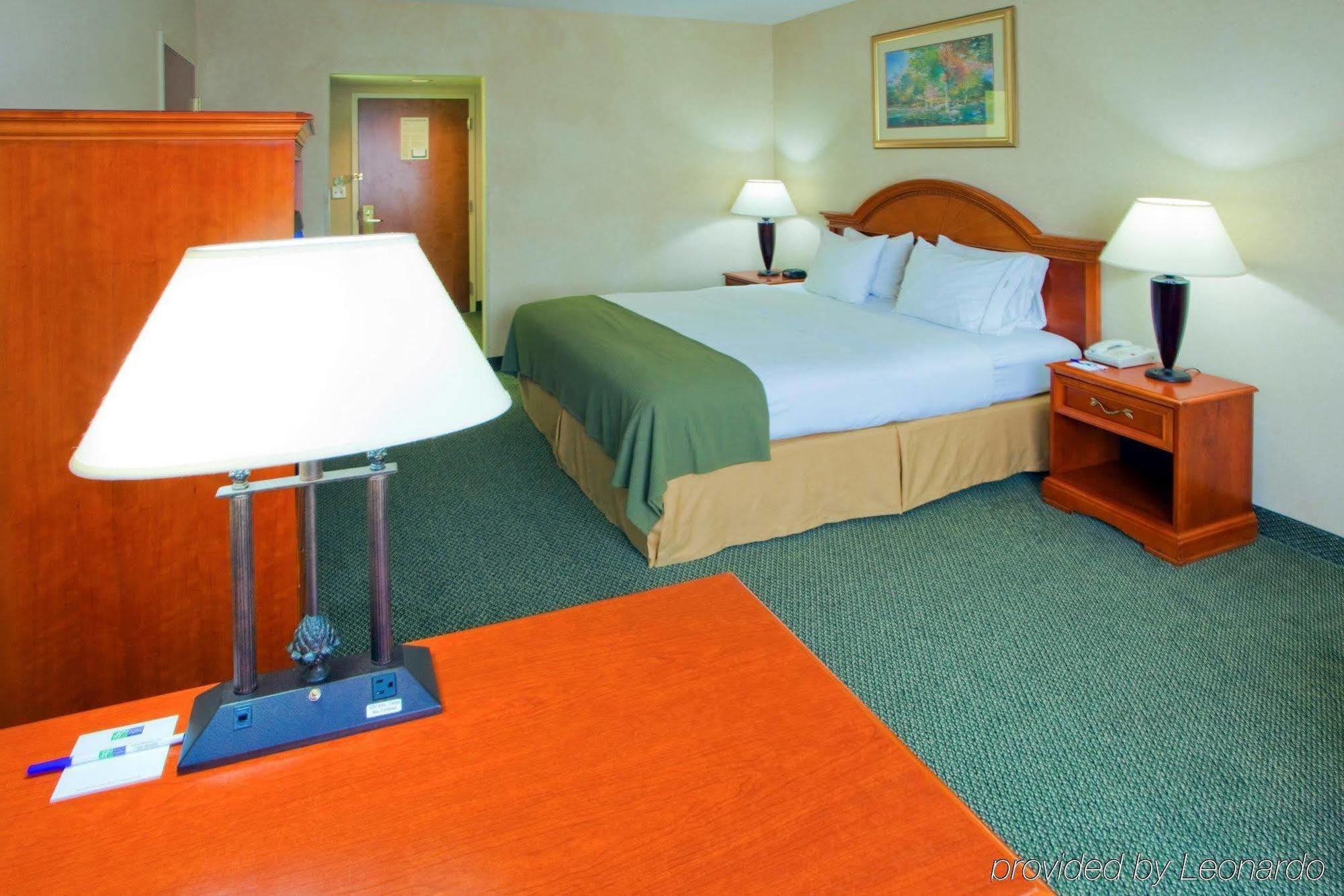 Holiday Inn Express Cambridge By Ihg Exterior foto